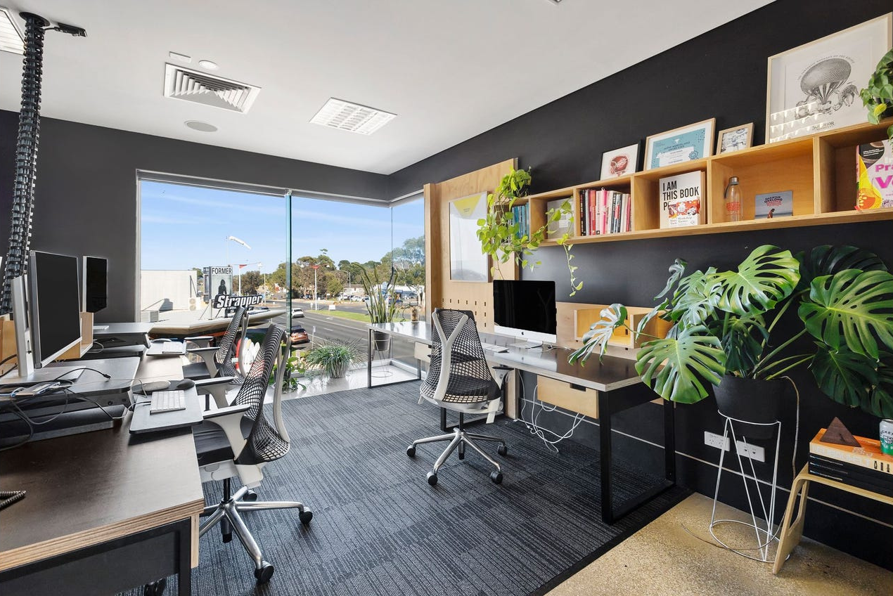 Finspective Torquay Office - Work Stations